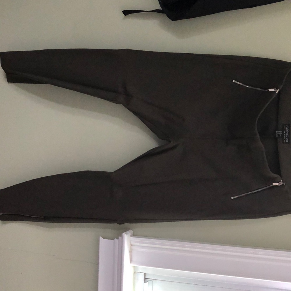 Green dress pants